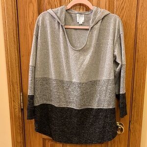 Sunday by Dress Barn Gray Color Block Hoodie Tunic-Length